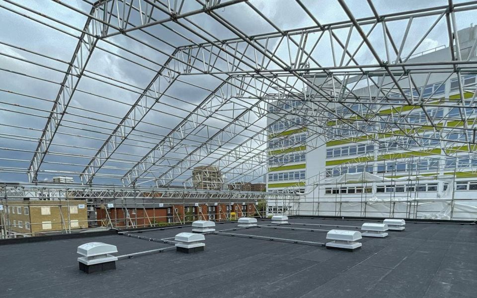 London School RAAC remediation with temporary rolling roof system
