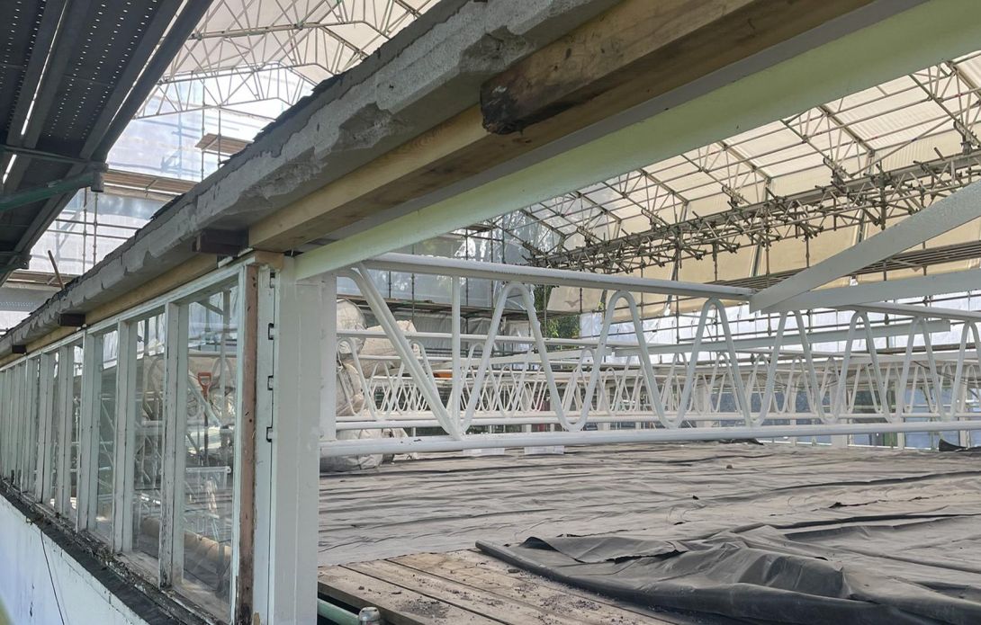 Queen Victoria School gym hall room with uni rolling roof