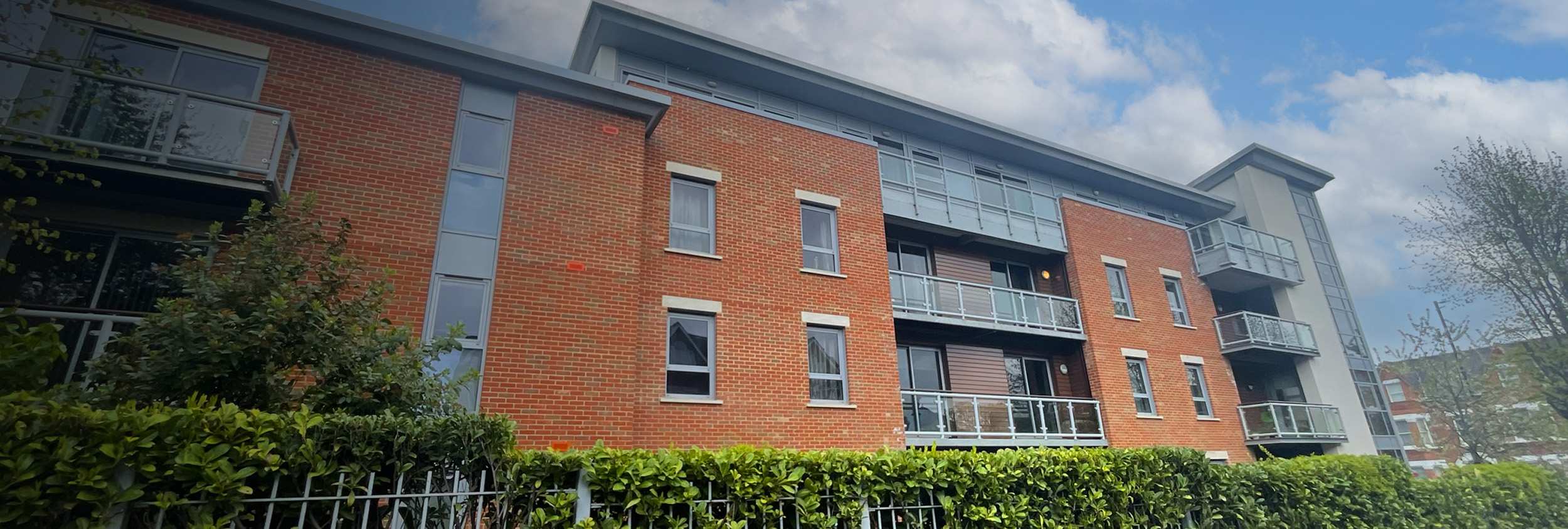 Raising the Standard in Wimbledon: Safe, Compliant Façade Renewal at Warwick House